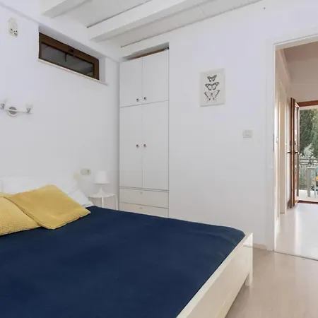 Mit Zwei Terrassen Διαμέρισμα *