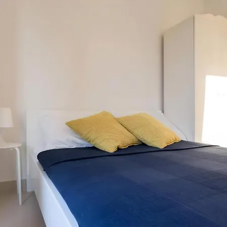 Apartment Mit Zwei Terrassen *